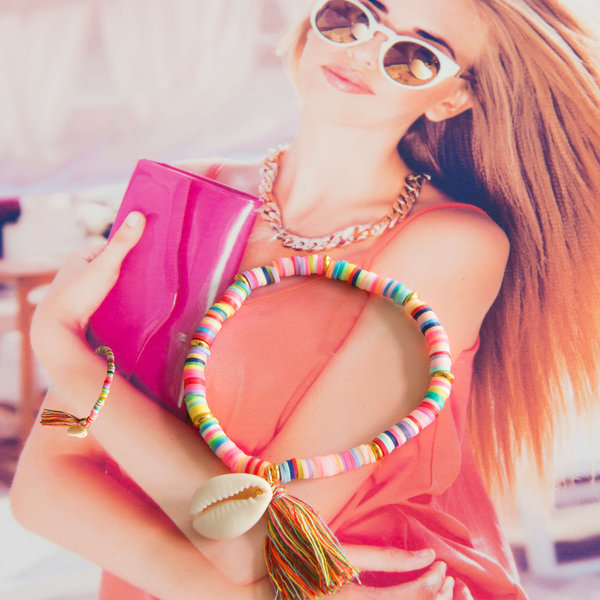 Topmodel Ibiza Hippie Indianer Markt Damen Armband, Anhänger mit Muscheln, Perlen